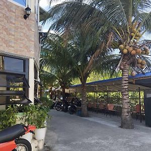 Jazmine Hotel